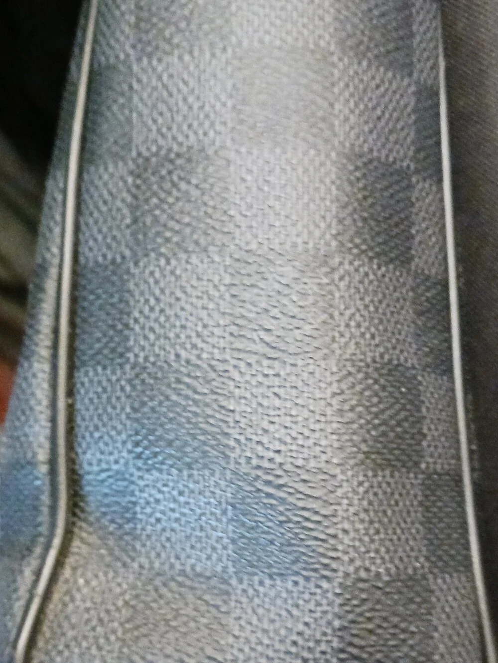Louis Vuitton District PM Damier Graphite Messenger Bag – Black (Pre-Loved)